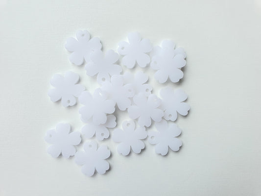 Accessories - White Flower (Pack of 20)